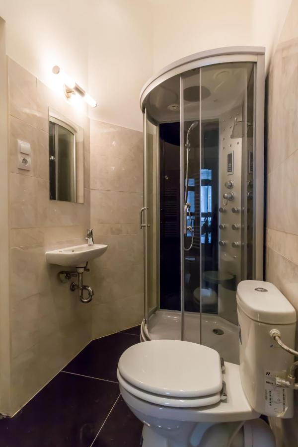 Апартаменты Spacious Riverside Residency - Magnificent View