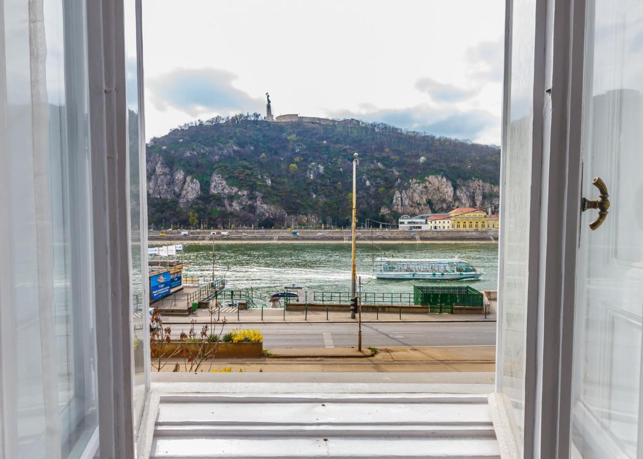 Spacious Riverside Residency - Magnificent View Будапешт